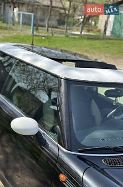 Хэтчбек MINI Hatch 2001 в 