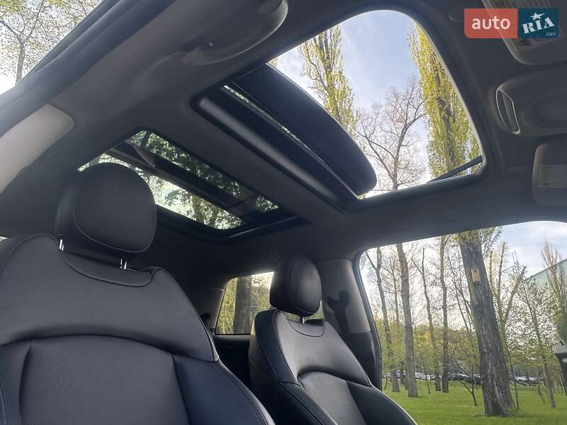 Хэтчбек MINI Hatch 2016 в Киеве