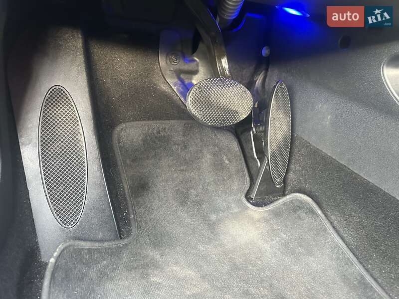 Хетчбек MINI Hatch 2016 в Києві
