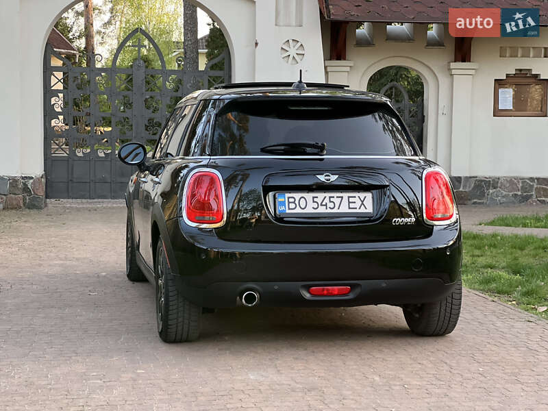 Хетчбек MINI Hatch 2017 в Києві