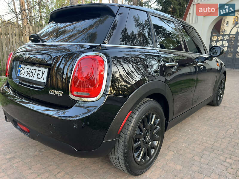 Хетчбек MINI Hatch 2017 в Києві