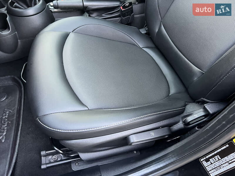 Хетчбек MINI Hatch 2017 в Києві