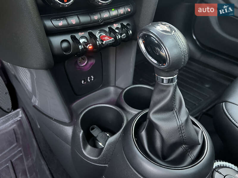 Хетчбек MINI Hatch 2017 в Києві