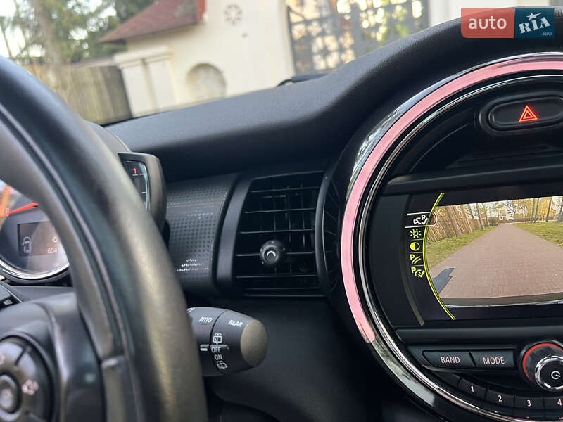 Хетчбек MINI Hatch 2017 в Києві