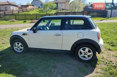 Хетчбек MINI Hatch 2008 в 