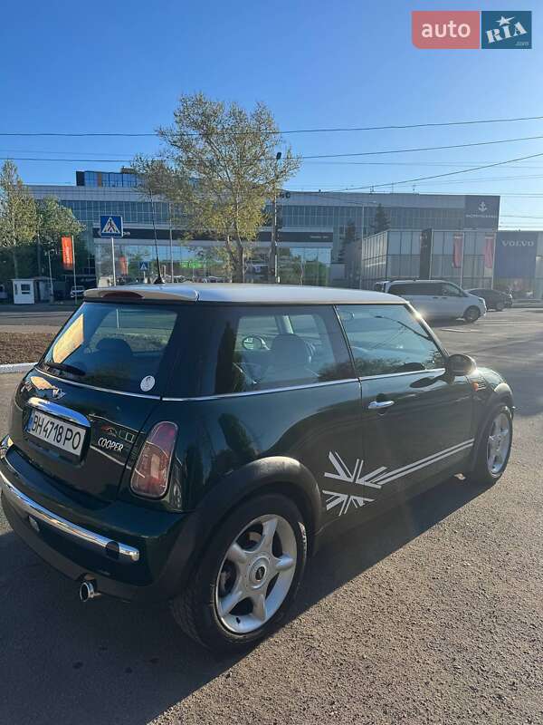 Хетчбек MINI Hatch 2004 в Одесі фото 3 Хетчбек MINI Hatch 2004 в Одесі