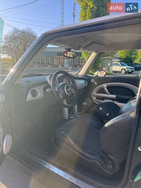 Хетчбек MINI Hatch 2004 в Одесі фото 7 Хетчбек MINI Hatch 2004 в Одесі