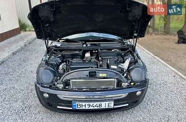 Хетчбек MINI Hatch 2004 в 