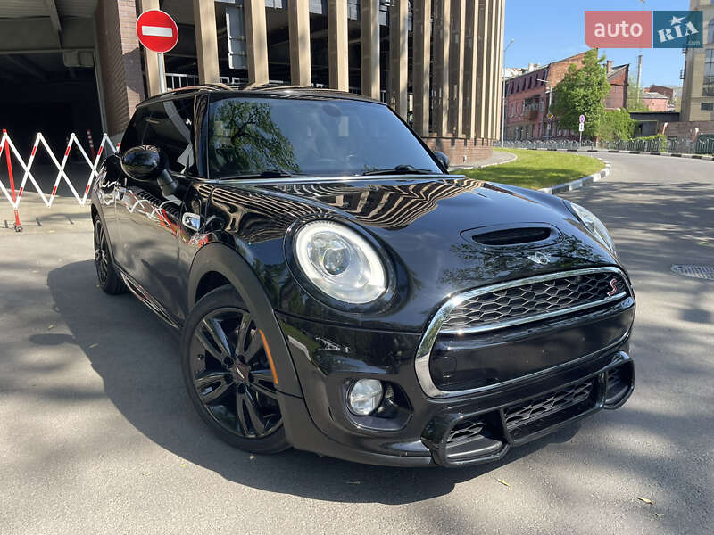 Хэтчбек MINI Hatch 2016 в 