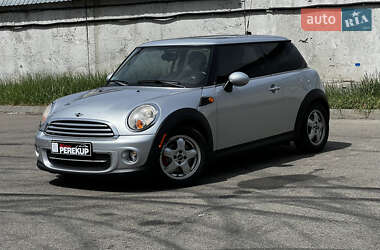 Хетчбек MINI Hatch 2010 в 