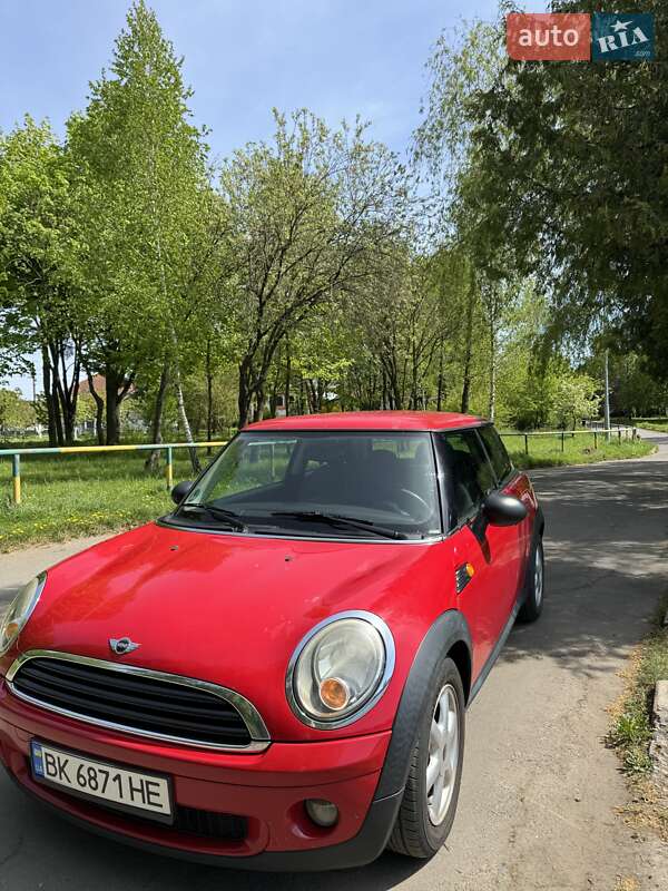 Хетчбек MINI Hatch 2009 в Рівному