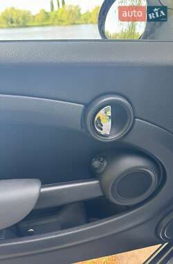 Хетчбек MINI Hatch 2009 в 