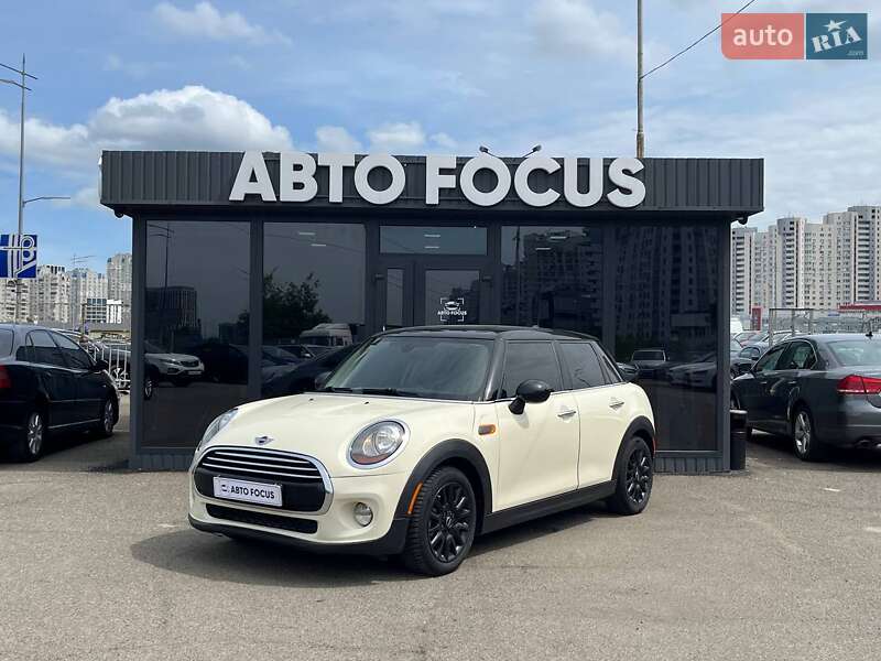 Хетчбек MINI Hatch 2014 в Києві