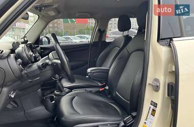 Хетчбек MINI Hatch 2014 в 