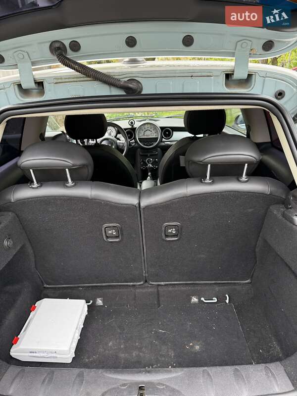 Хетчбек MINI Hatch 2013 в Львові