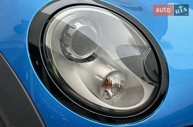 Хэтчбек MINI Hatch 2011 в 