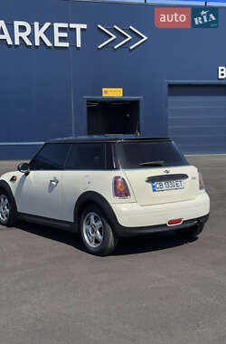 Хетчбек MINI Hatch 2009 в 