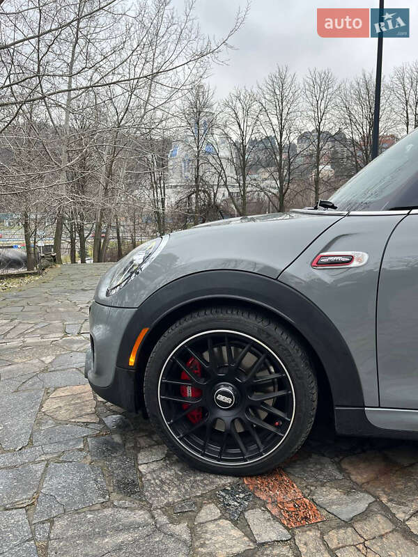 Хетчбек MINI Hatch 2020 в Києві