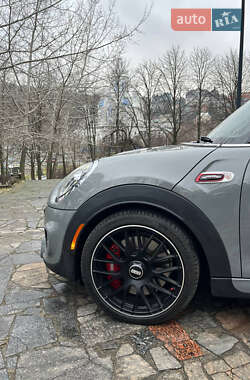 Хетчбек MINI Hatch 2020 в 