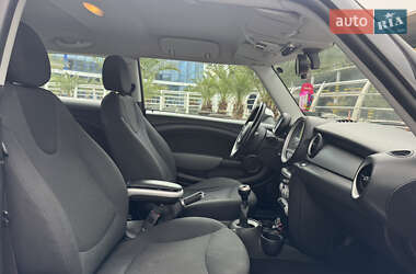 Хэтчбек MINI Hatch 2006 в 