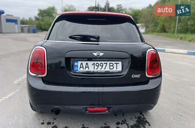 Хэтчбек MINI Hatch 2015 в 