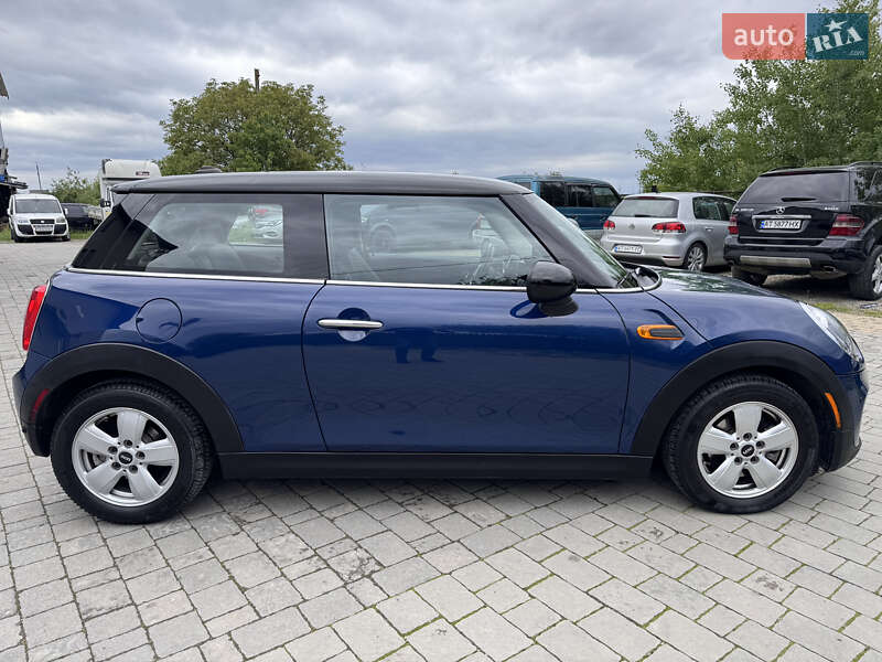 Хетчбек MINI Hatch 2016 в Івано-Франківську