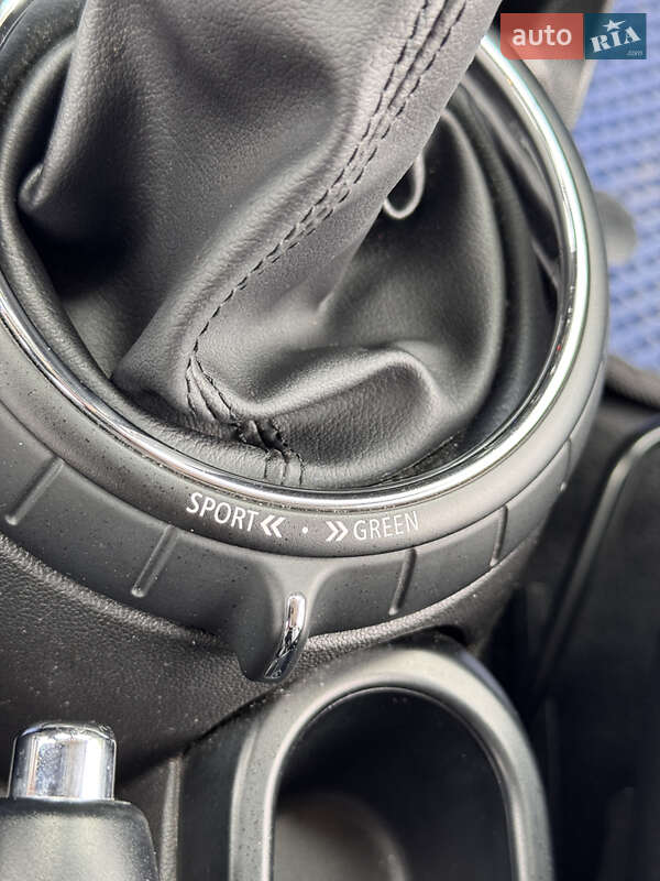 Хетчбек MINI Hatch 2016 в Івано-Франківську