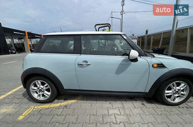 Хетчбек MINI Hatch 2013 в 