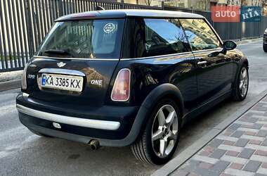 Хэтчбек MINI Hatch 2002 в 