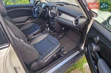 Хетчбек MINI Hatch 2012 в 