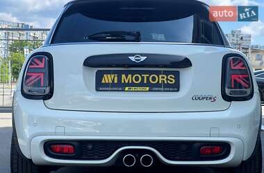 Хетчбек MINI Hatch 2017 в 