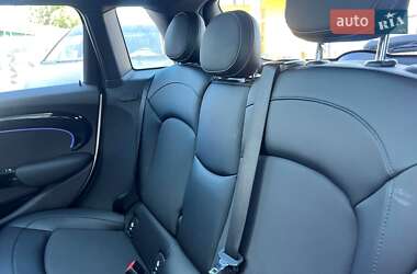 Хетчбек MINI Hatch 2017 в 