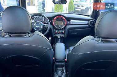 Хетчбек MINI Hatch 2017 в 