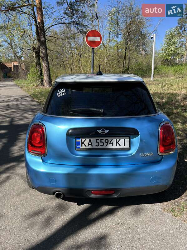 Хэтчбек MINI Hatch 2015 в Киеве