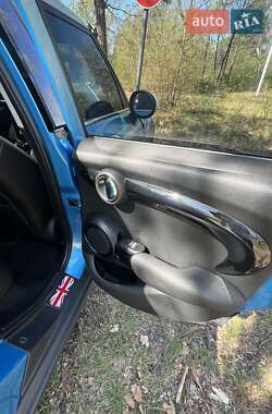 Хетчбек MINI Hatch 2015 в 