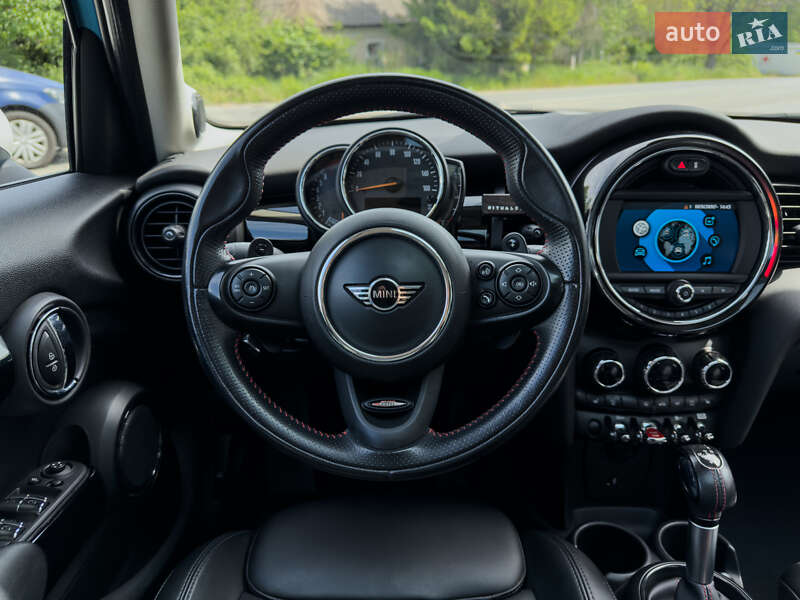 Хэтчбек MINI Hatch 2018 в 