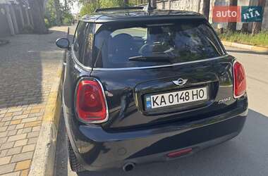 Хетчбек MINI Hatch 2016 в 