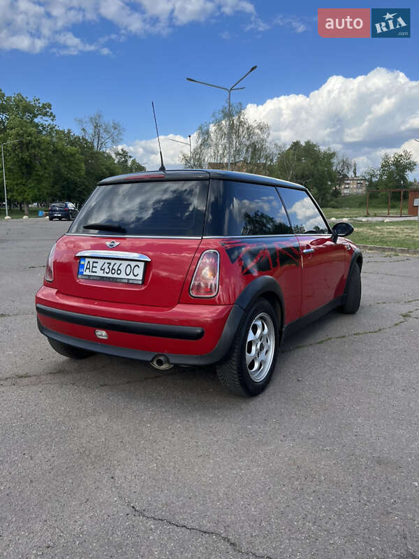 Хэтчбек MINI Hatch 2003 в Кривом Роге фото 8 Хэтчбек MINI Hatch 2003 в Кривом Роге