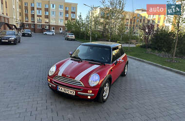 Хэтчбек MINI Hatch 2003 в 