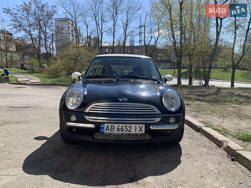 Хетчбек MINI Hatch 2002 в Києві