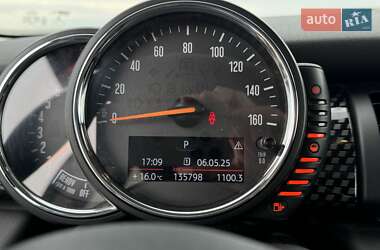 Хетчбек MINI Hatch 2015 в 