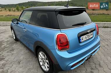 Хетчбек MINI Hatch 2015 в 