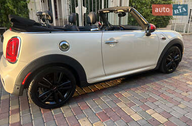 Хетчбек MINI Hatch 2017 в 