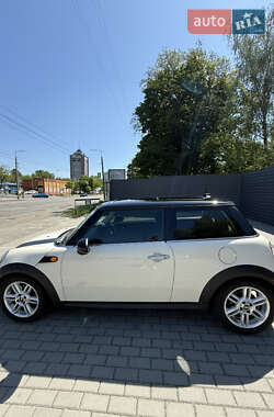 Хэтчбек MINI Hatch 2012 в 