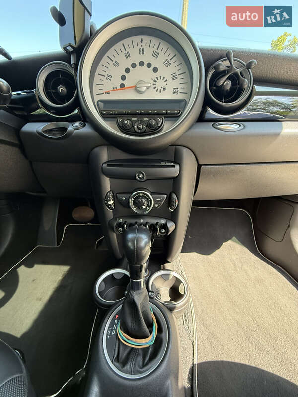 Хетчбек MINI Hatch 2012 в Києві