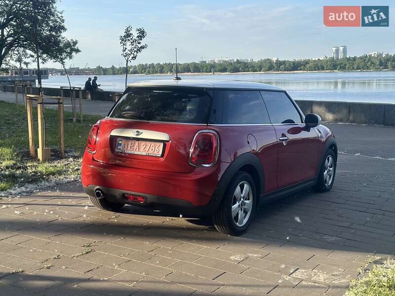 Хетчбек MINI Hatch 2015 в Києві