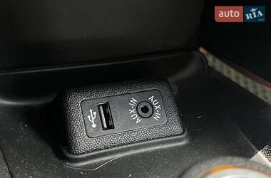 Хетчбек MINI Hatch 2013 в 