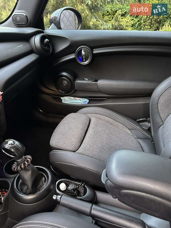 Хетчбек MINI Hatch 2015 в Вінниці