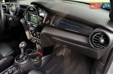 Хетчбек MINI Hatch 2018 в 
