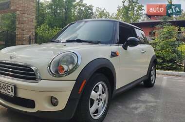 Хэтчбек MINI Hatch 2010 в 